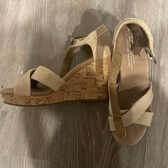 Neutral wedges - Picture 3 of 5